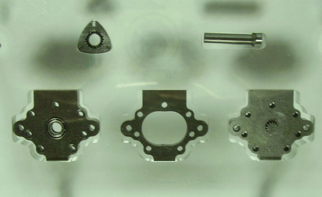 RE0137cc_component